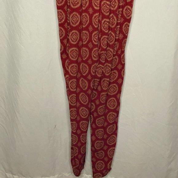 Brandy Melville Jumpsuit‎ - Picture 7 of 8